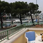 Trattoria Fioravante Szálloda *