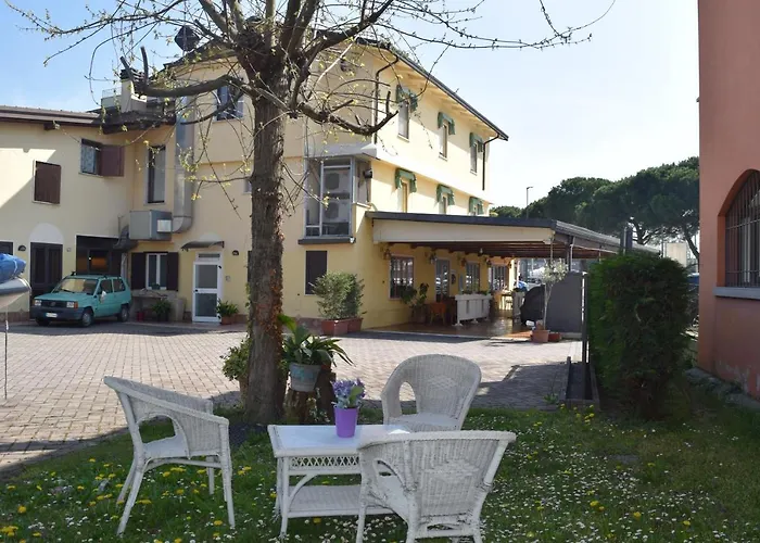 Trattoria Fioravante Szálloda Peschiera del Garda