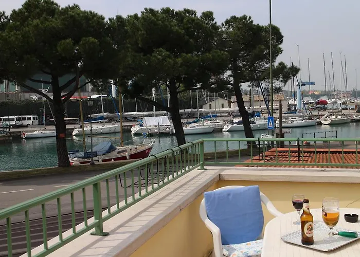 Trattoria Fioravante Szálloda *