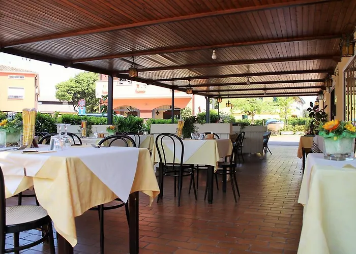 Trattoria Fioravante Szálloda *